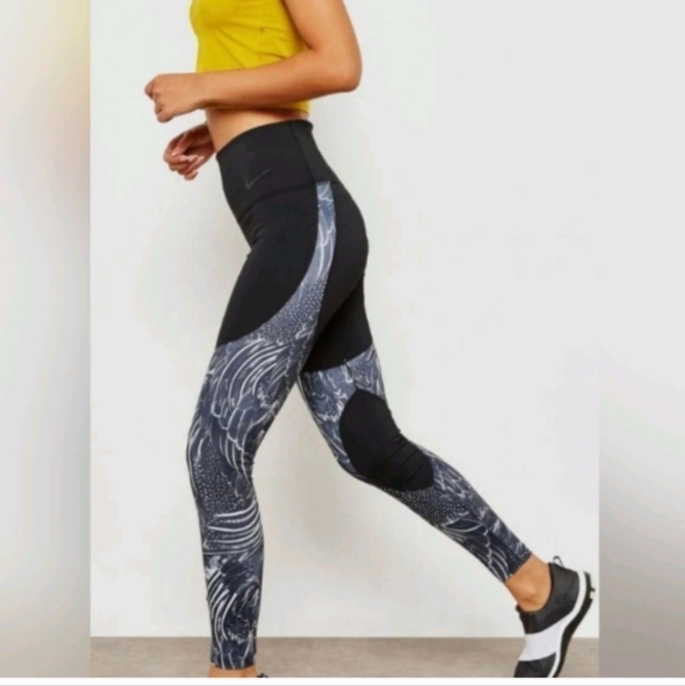 Nike Power Hyper Tight Fit Tights Black Flutter Print Sz L